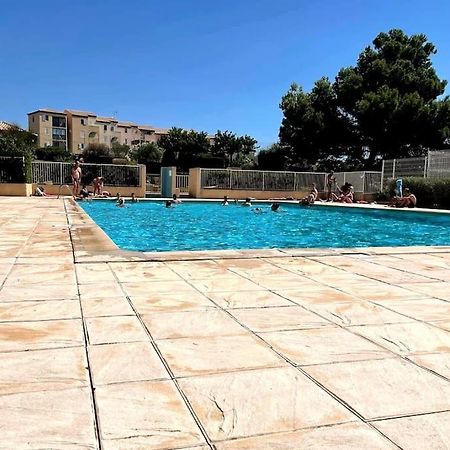 St-Pierre-La-Mer, Bel Appartement A Dans Residence Avec Piscine Et Tennis Entre 5 Et 10 Min De La Plage Fleury  Ngoại thất bức ảnh